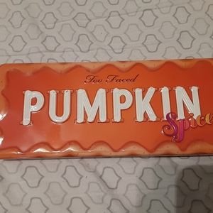 Too Faced Pumpkin Spice Palette